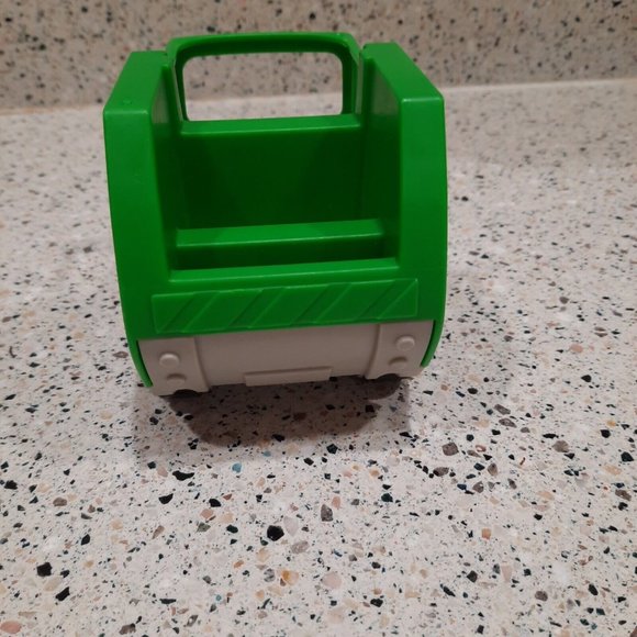 Fisher Price Little People Green Recycle Garbage Trash Truck - Picture 3 of 6